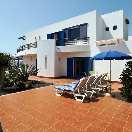 Salinas With Private Pool * Playa Blanca (Lanzarote)